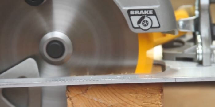 5 Quietest Circular Saw Reviews 2020 - New Buyer's Guide